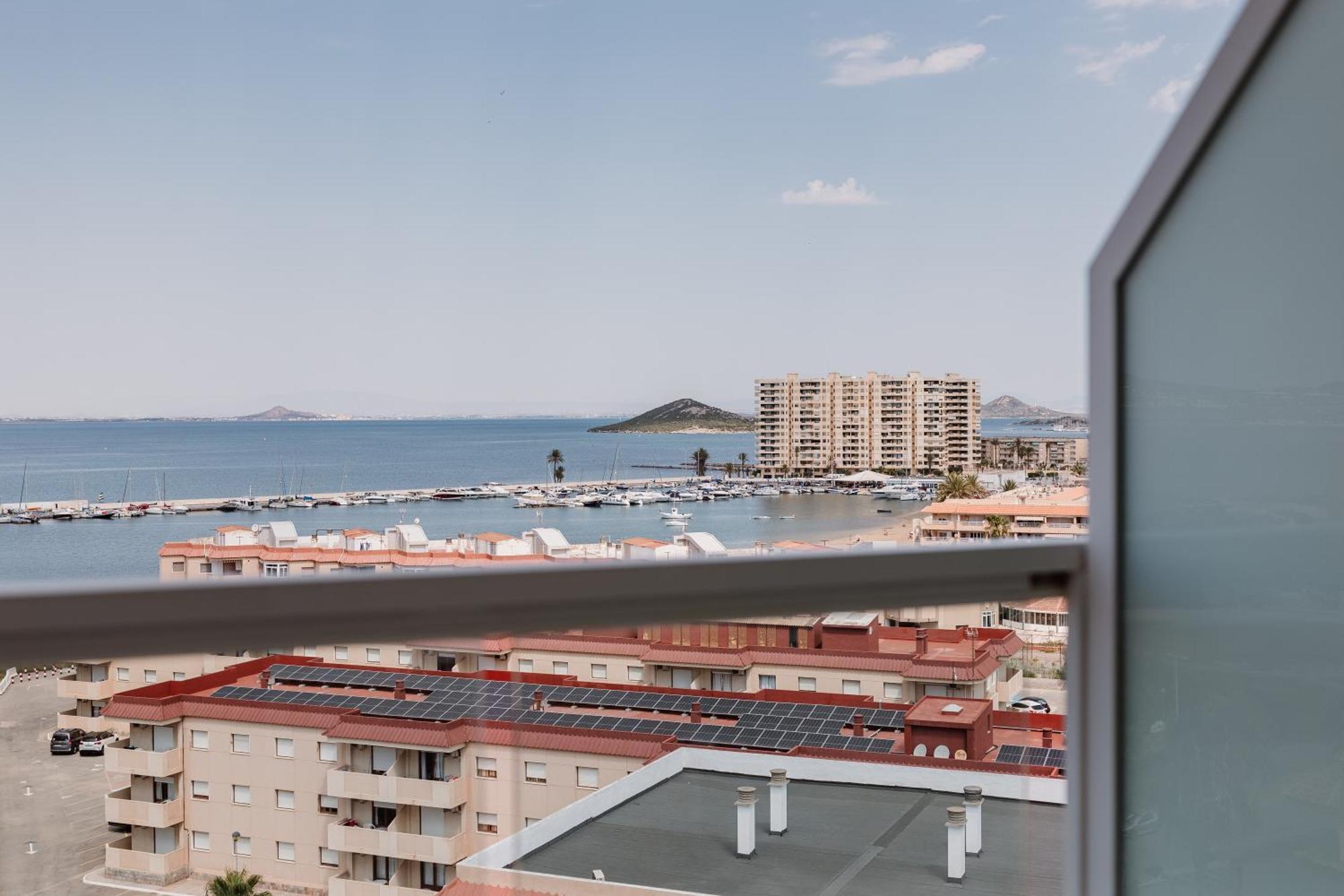 Hotel Las Gaviotas La Manga del Mar Menor Exterior photo