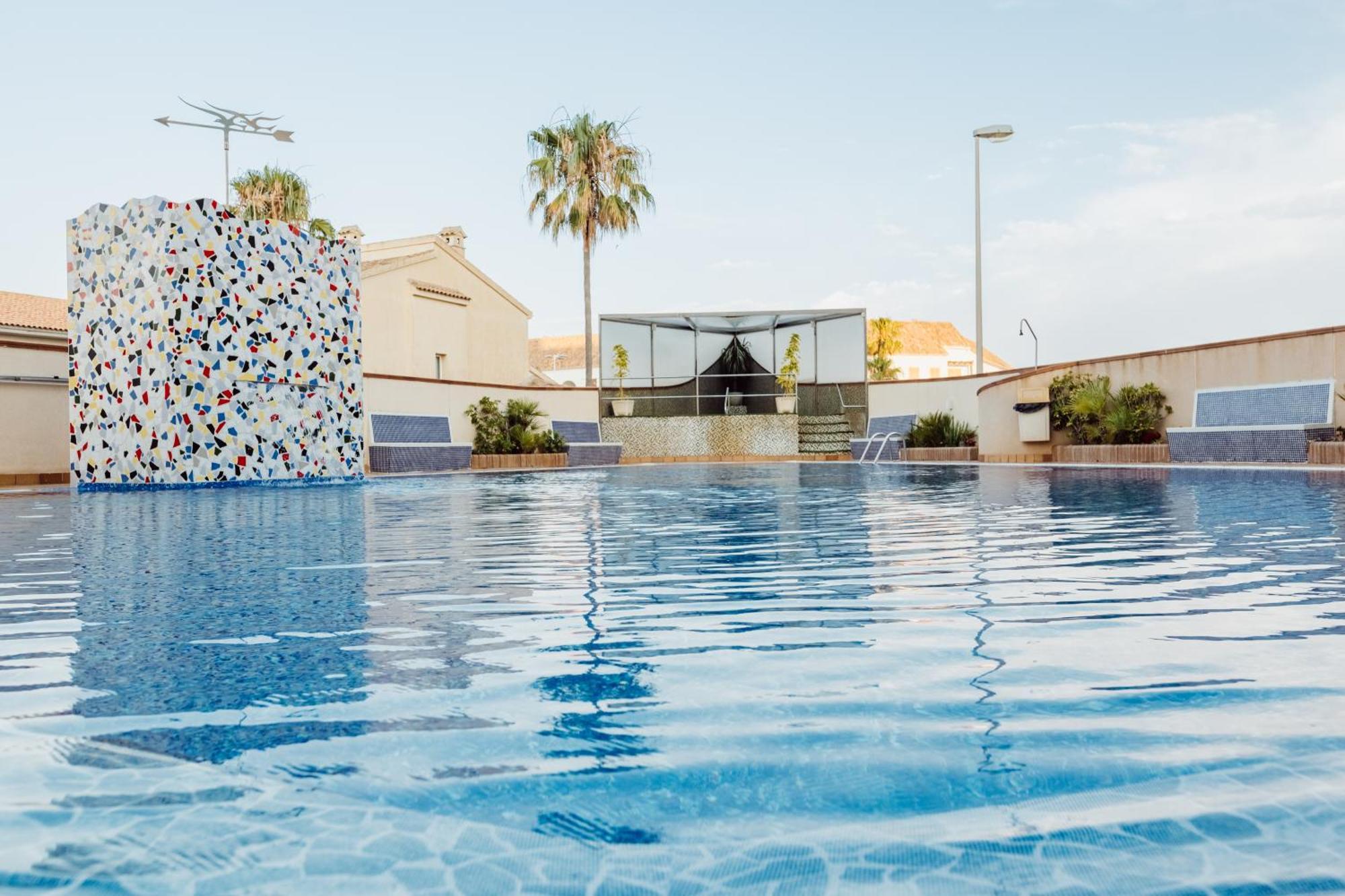 Hotel Las Gaviotas La Manga del Mar Menor Exterior photo